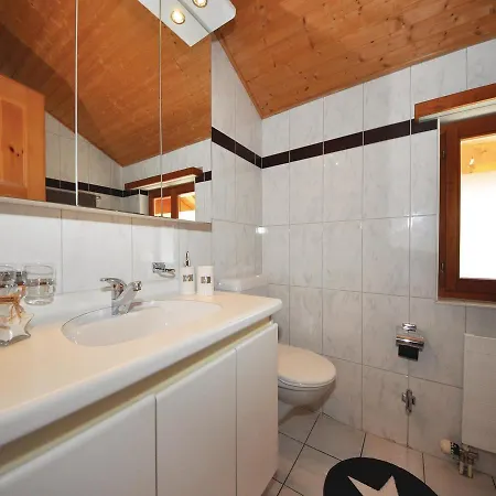 Waldrand Apartment *